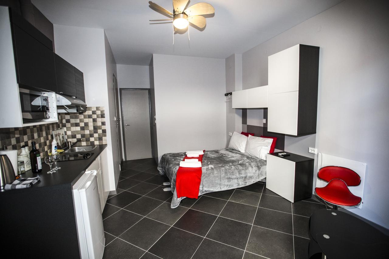 Ferienwohnung Trendy Living In Monastiraki Athen Exterior foto